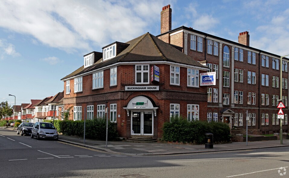 45 Vivian Ave, Londres à louer - Photo de l’immeuble – Image 1 sur 4