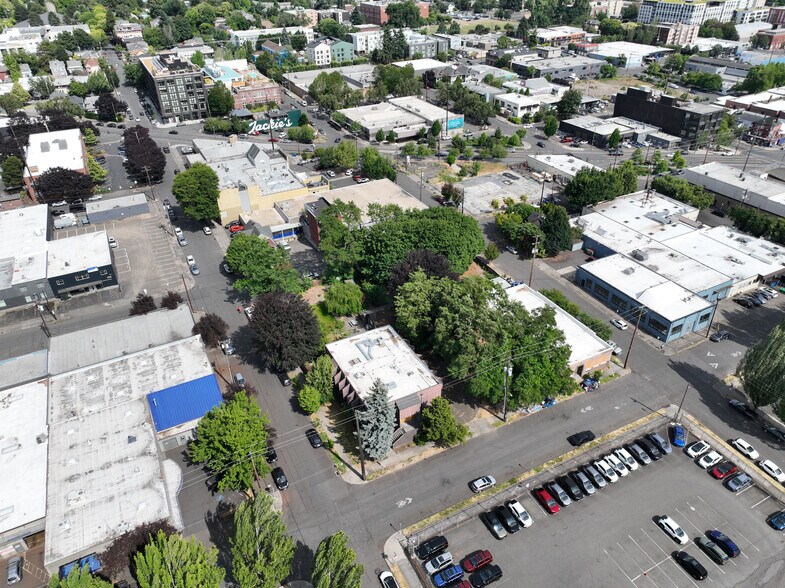 SE 7th Ave portefeuille de 2 biens à vendre sur LoopNet.fr - Aérien – Image 3 sur 6