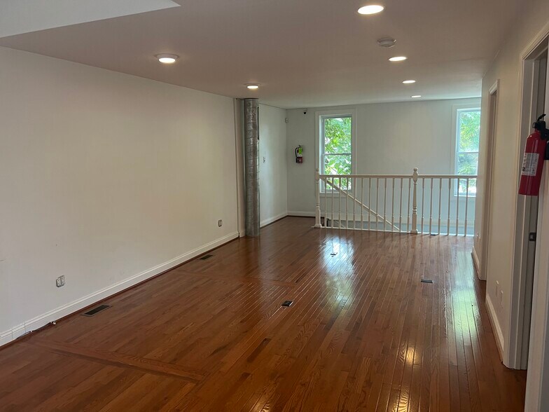 1415 H St NE, Washington, DC à vendre - Photo de l’immeuble – Image 3 sur 3