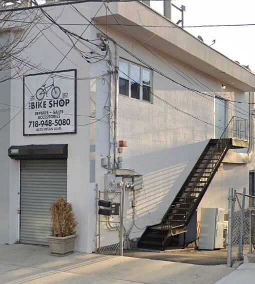 4022 Hylan Blvd, Staten Island, NY à louer - Photo de l’immeuble – Image 2 sur 11