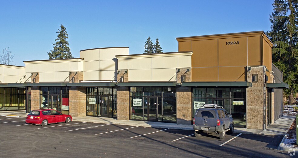 10223 132nd Street Ct E, Puyallup, WA à louer - Photo principale – Image 1 sur 9