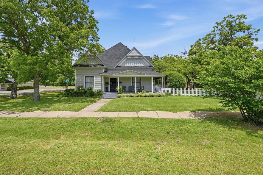 202 E Main St, Celina, TX à vendre - Photo de l’immeuble – Image 2 sur 71