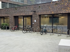 1 Sterling Way, Londres à louer Photo de l’immeuble– Image 2 sur 3