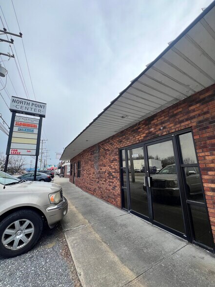 2701 North Point Rd, Baltimore, MD à vendre - Photo de l’immeuble – Image 2 sur 4