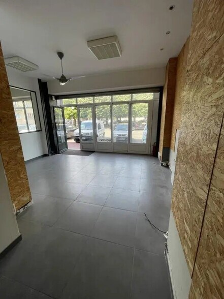 Local commercial dans Le Pecq à vendre - Photo intérieure – Image 3 sur 13