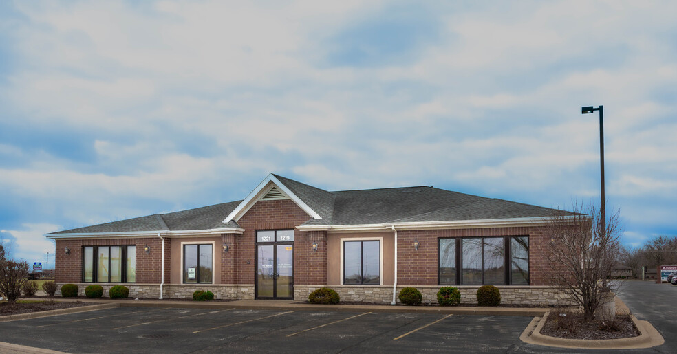1219 Currency Ct, Rochelle, IL à louer - Photo principale – Image 1 sur 11
