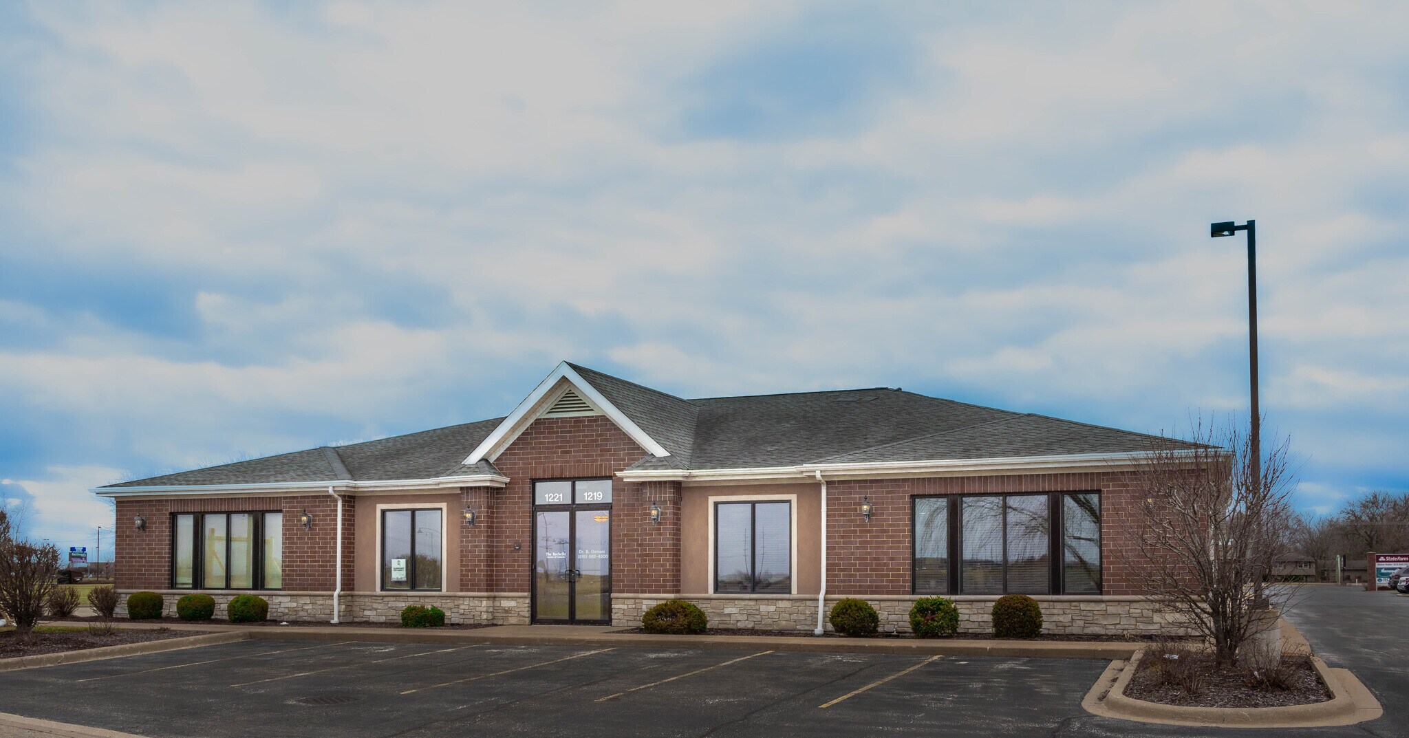 1219 Currency Ct, Rochelle, IL à louer Photo principale– Image 1 sur 12