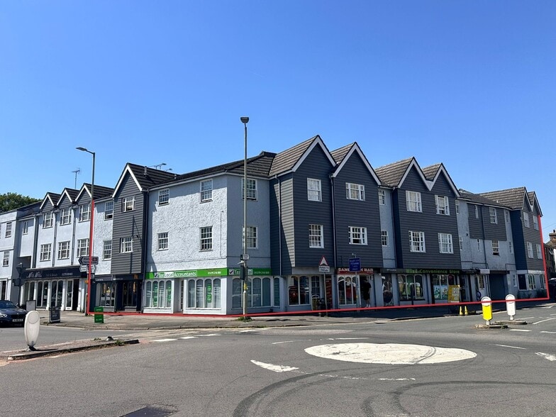 Sawbridgeworth – 113-123 London Road portefeuille de 2 biens à vendre sur LoopNet.fr - Photo de l’immeuble – Image 3 sur 8