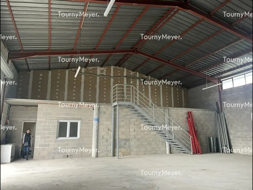 Local d’activités dans Vendargues à louer Photo intérieure– Image 1 sur 8