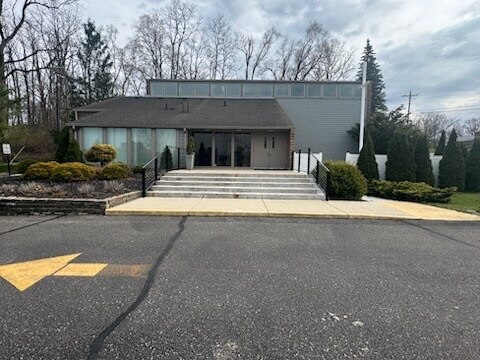 272 N Hewitt Rd, Ypsilanti, MI à vendre - Photo de l’immeuble – Image 3 sur 19