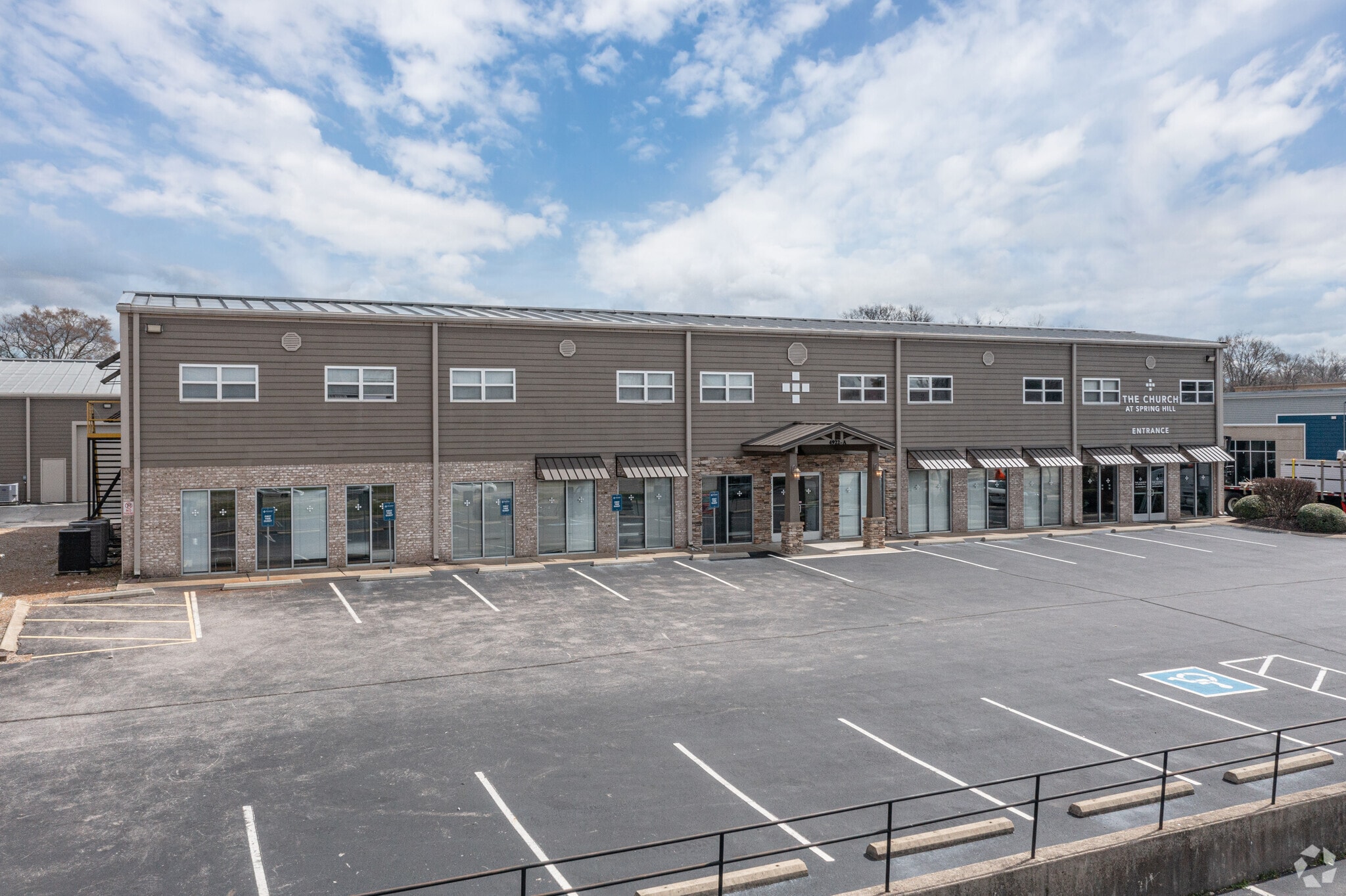 4922 Port Royal Rd, Spring Hill, TN à vendre Photo principale– Image 1 sur 5