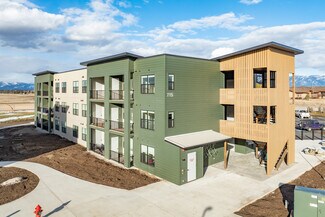 Plus de détails pour 715 Timberwolf Pky, Kalispell, MT - Logement à vendre