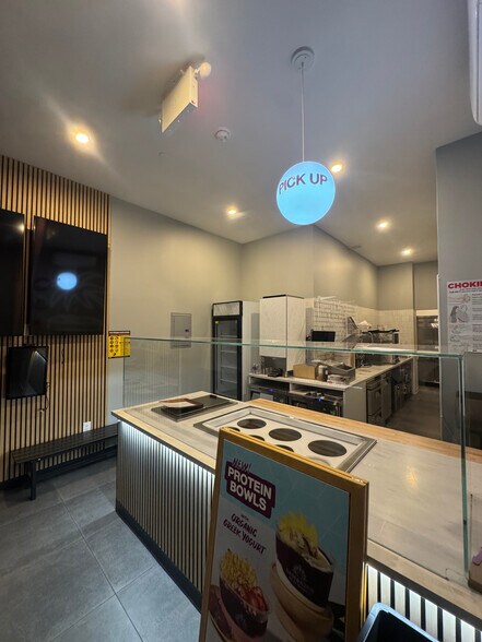 1175 Fulton St, Brooklyn, NY à louer - Photo de l’immeuble – Image 2 sur 13