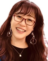 Luna E. Kim