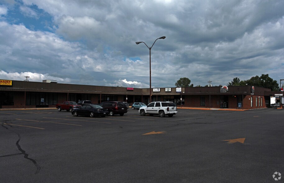 290 Rt. 57, Phoenix, NY à louer - Photo principale – Image 1 sur 5