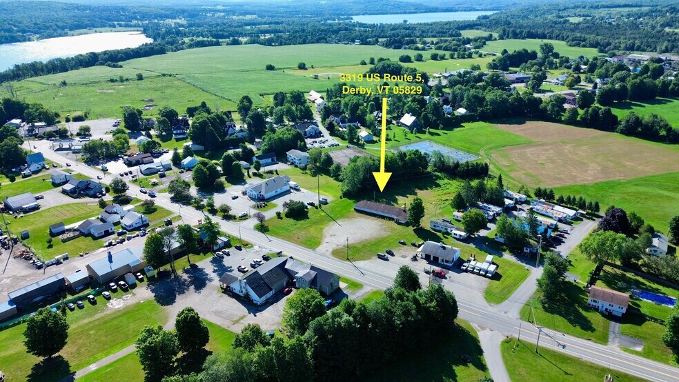 3319 US-5, Derby, VT à vendre - Photo de l’immeuble – Image 2 sur 24