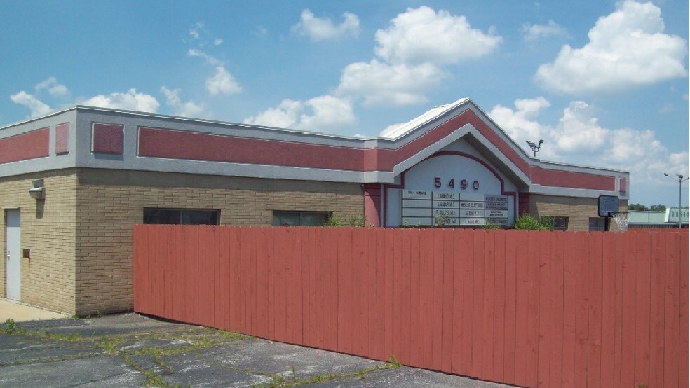 5490 Broadway Ave, Merrillville, IN à vendre - Photo de l’immeuble – Image 3 sur 12
