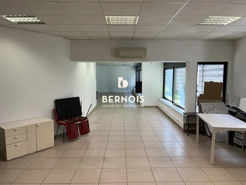 Bureau dans Toulon à louer Photo de l’immeuble– Image 1 sur 15