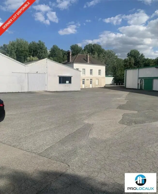 Local d’activités dans Compiègne à louer Photo de l’immeuble– Image 1 sur 11