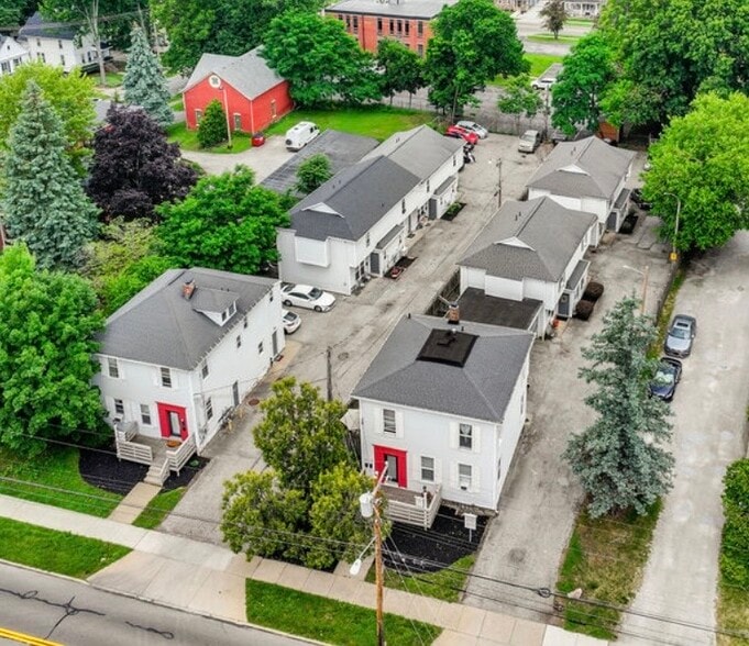166 Mentor Ave, Painesville, OH à vendre - Photo principale – Image 1 sur 9