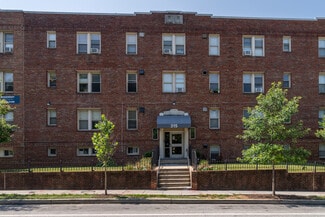 Plus de détails pour 315-325 Franklin St NE, Washington, DC - Logement à vendre