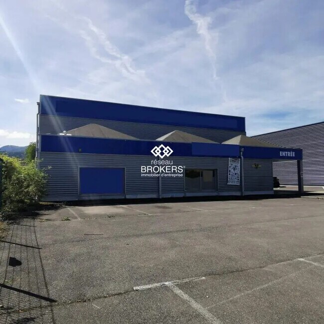 Plus de détails pour Local commercial à louer