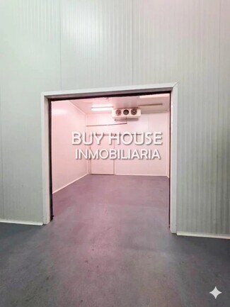 Plus de détails pour Industriel/Logistique à louer