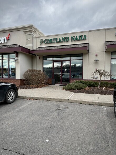 859-869 State Route 13, Cortland, NY à louer - Photo de l’immeuble – Image 3 sur 5