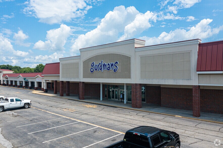 203-259 N Washington Ave, Ashland, VA à louer - Photo de l’immeuble – Image 2 sur 6