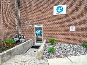 1300 Industrial Blvd, Southampton, PA à louer Photo intérieure– Image 2 sur 12