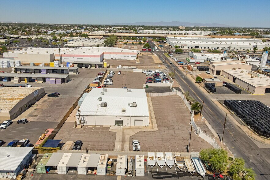4205 W Glenrosa Ave, Phoenix, AZ à louer - Photo de l’immeuble – Image 2 sur 58