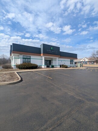 Plus de détails pour 660 E State Rd, Island Lake, IL - Local commercial à louer