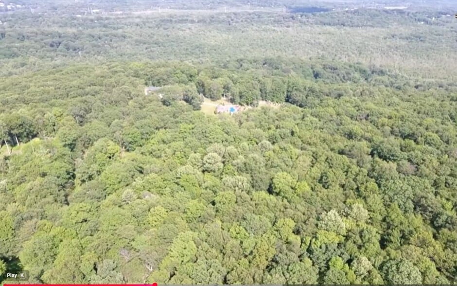 233 Barger St, Putnam Valley, NY à vendre - Aérien – Image 1 sur 4