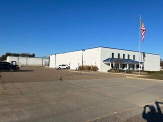 Plus de détails pour 906 SE Cookson Ave, New Philadelphia, OH - Industriel/Logistique à louer