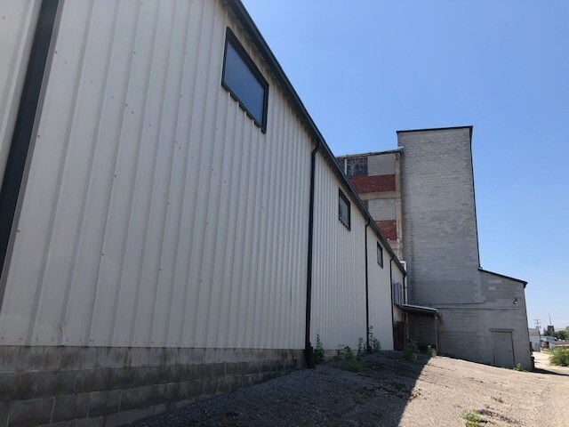 105 Church Ln, Red Lion, PA à vendre - Photo de l’immeuble – Image 2 sur 15