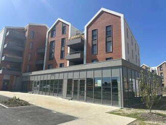 Plus de détails pour Local commercial à louer