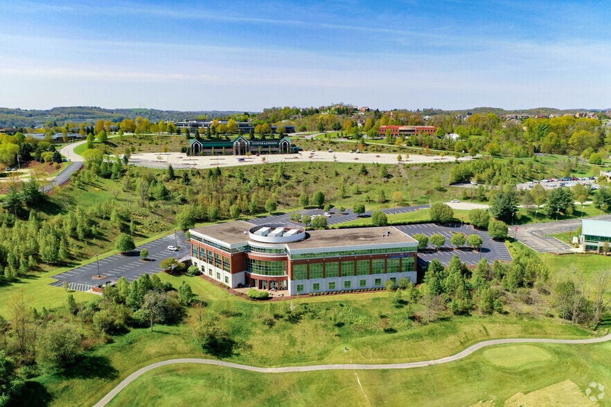 121 Champion Way, Canonsburg, PA à louer - Aérien – Image 3 sur 9