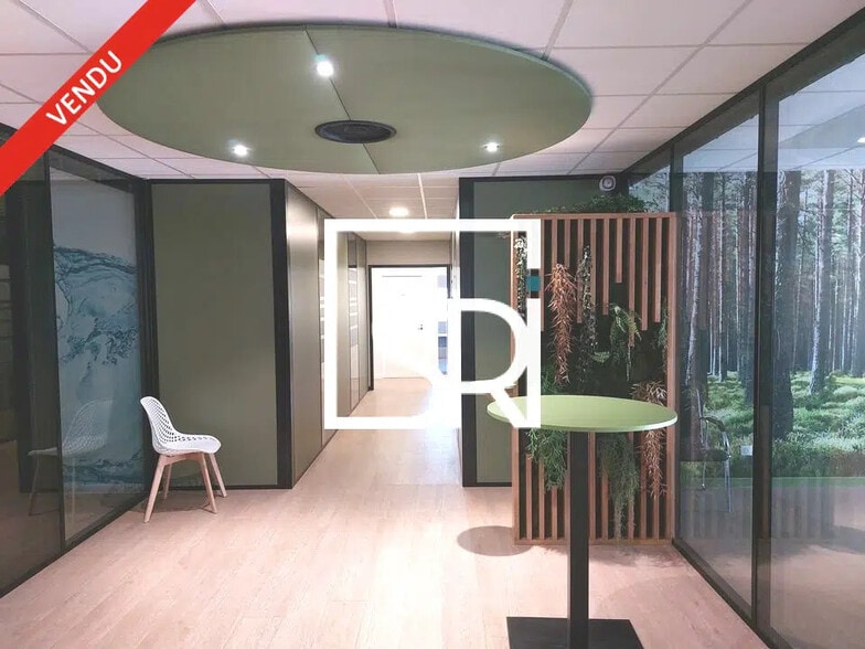 Bureau dans Cournon-d'Auvergne à louer - Photo de l’immeuble – Image 1 sur 10