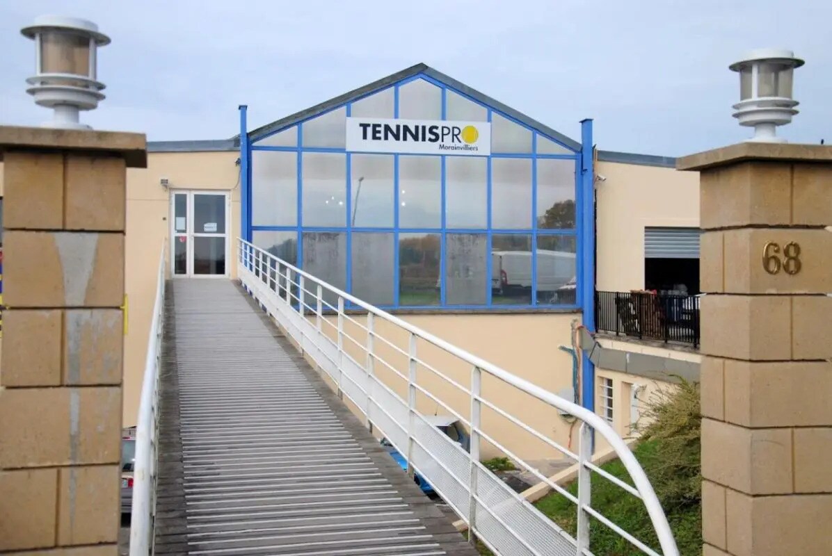 Bureau dans Morainvilliers à vendre Photo de l’immeuble– Image 1 sur 8