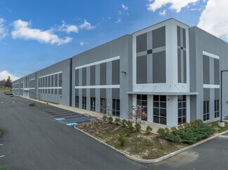 Plus de détails pour 2555 Kuser Rd, Hamilton, NJ - Industriel/Logistique à louer