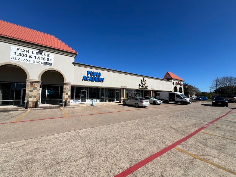 1615 E Broadway St, Pearland, TX à louer - Photo de l’immeuble – Image 3 sur 6