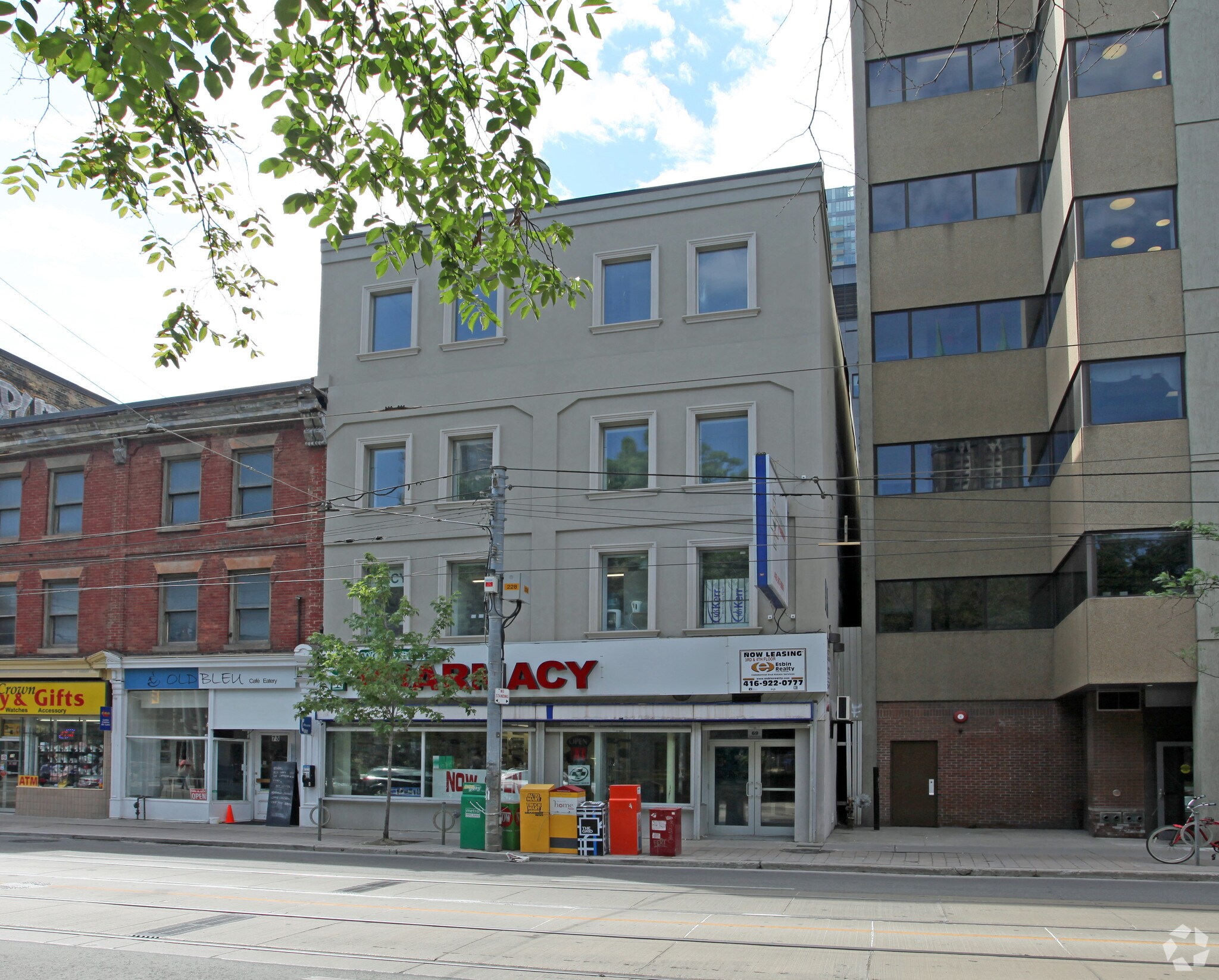 69 Queen St E, Toronto, ON à louer Photo principale– Image 1 sur 3