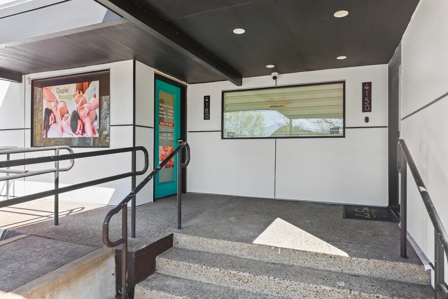 4180 SW 110th Ave, Beaverton, OR à louer - Photo de l’immeuble – Image 3 sur 5