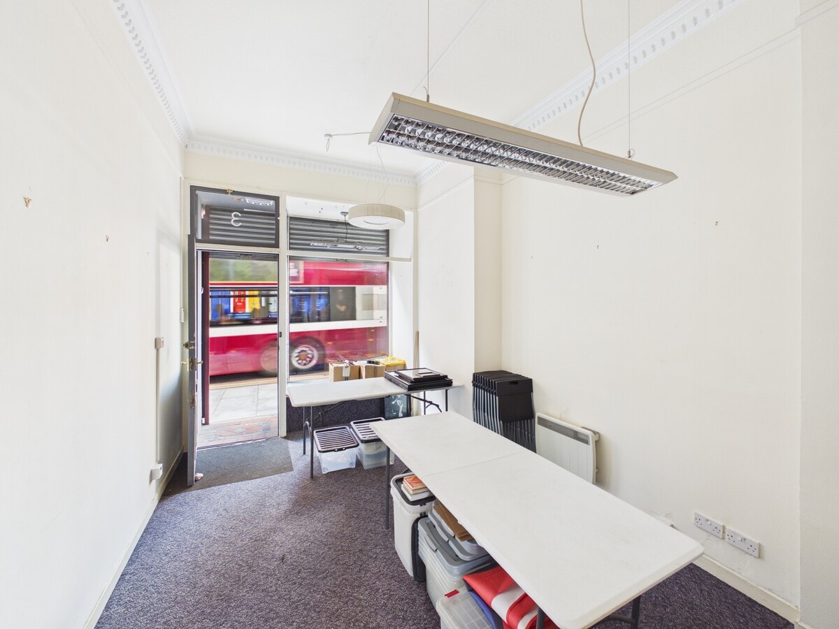 3 Gilmore Pl, Edinburgh, EDH EH3 9PG - Lot 3 St Peters Building - - Photo intérieure - Image 1 of 4