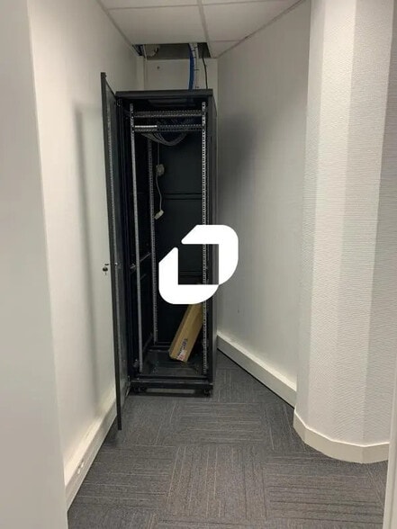 16-18 Rue Nicolas Appert, Lognes à louer - Photo intérieure – Image 3 sur 7