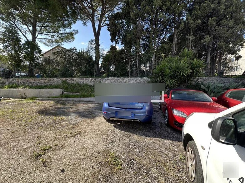 Bureau dans Mougins à louer - Photo de l’immeuble – Image 2 sur 10