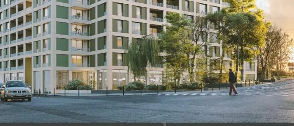 Local commercial dans Évry à louer - Photo de l’immeuble – Image 1 sur 9