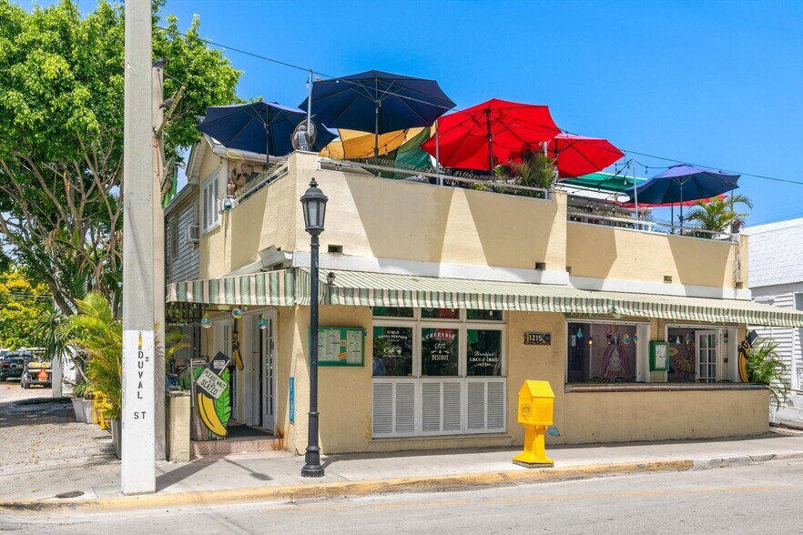 1215 Duval St, Key West, FL à vendre - Photo de l’immeuble – Image 2 sur 20