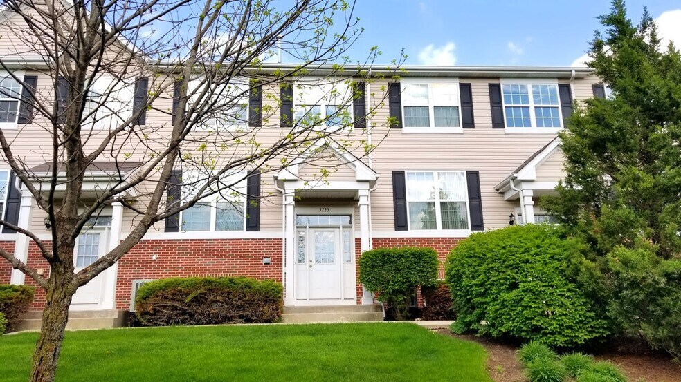 3723 Bailey Rd, Yorkville, IL à vendre - Photo principale – Image 1 sur 1