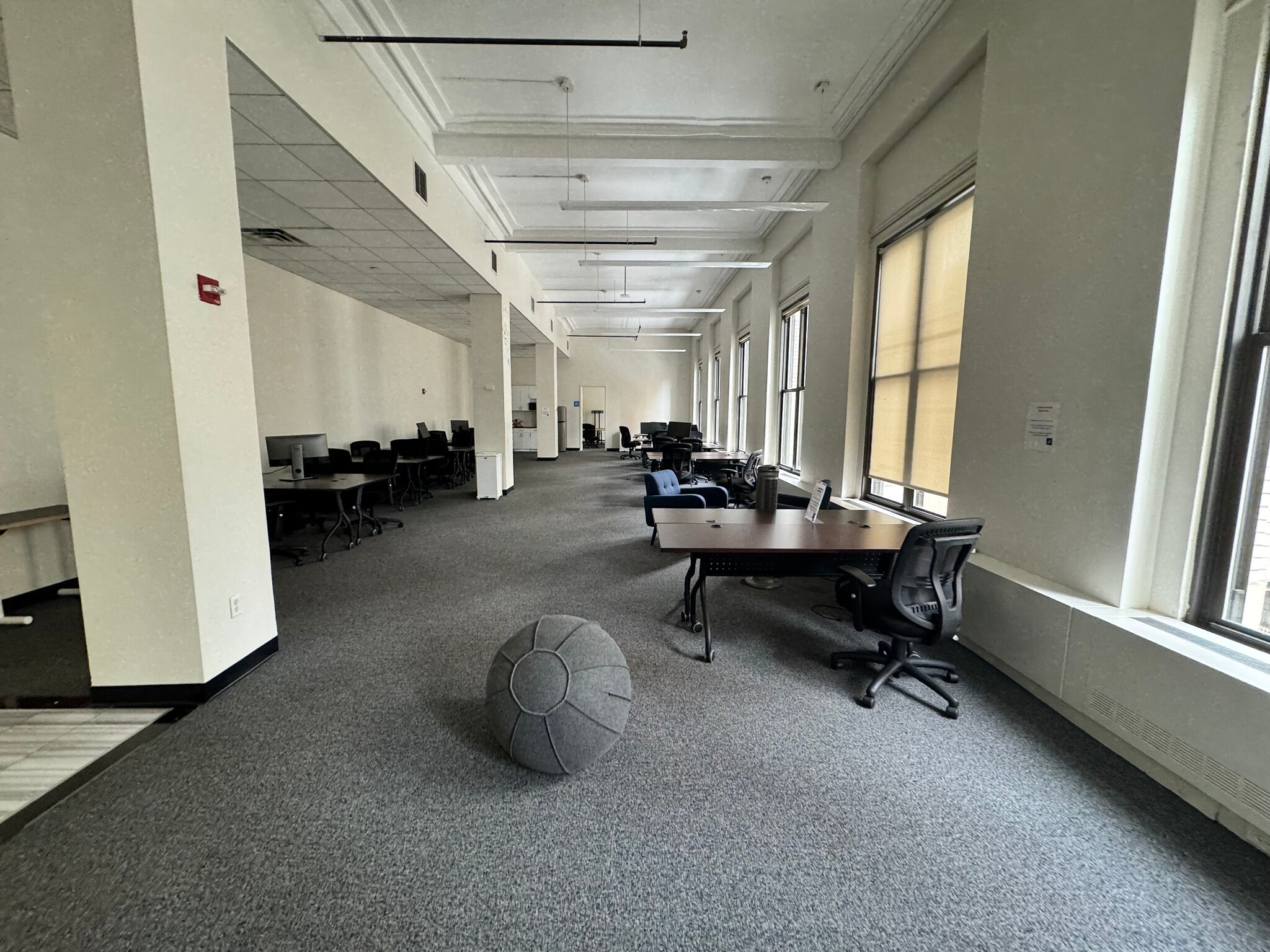 11 Broadway, New York, NY à louer Photo intérieure– Image 1 sur 2